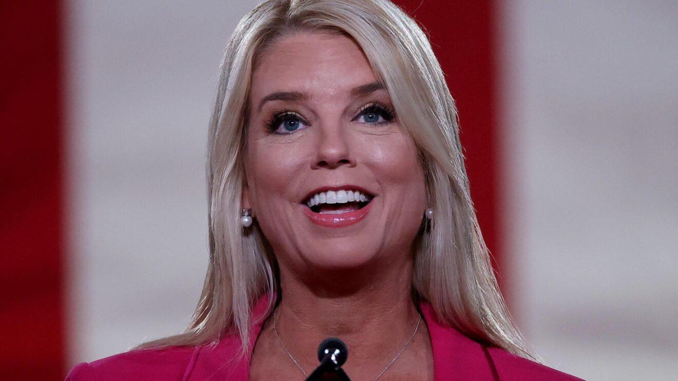 Pam Bondi to Speak at Trump University 2025 Graduation Ceremony